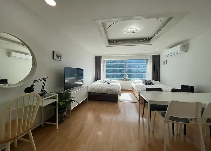 Hongdae Urban Oasis 3*